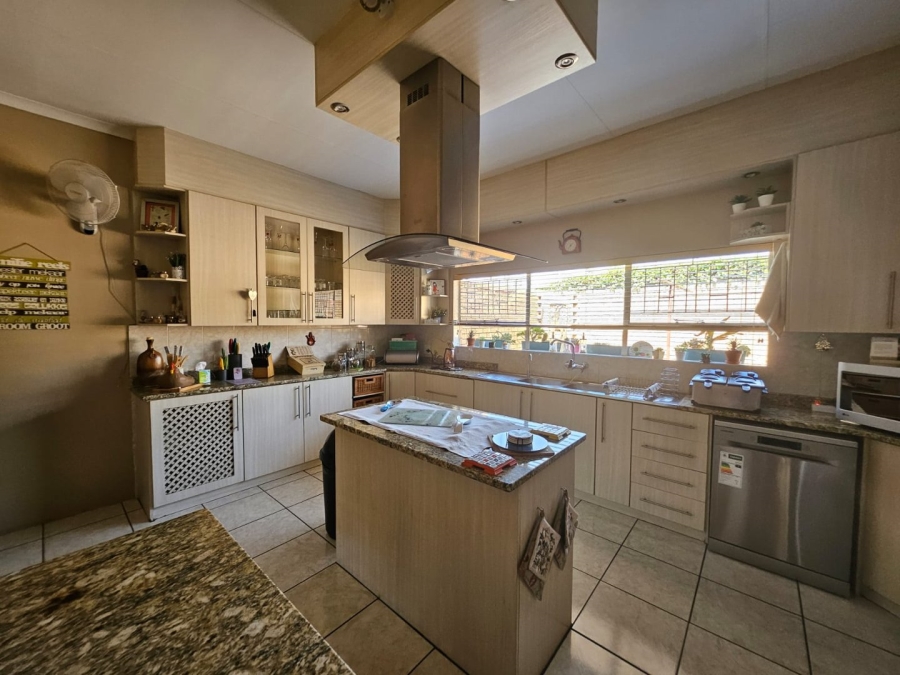 4 Bedroom Property for Sale in Die Heuwel Ext 4 Mpumalanga