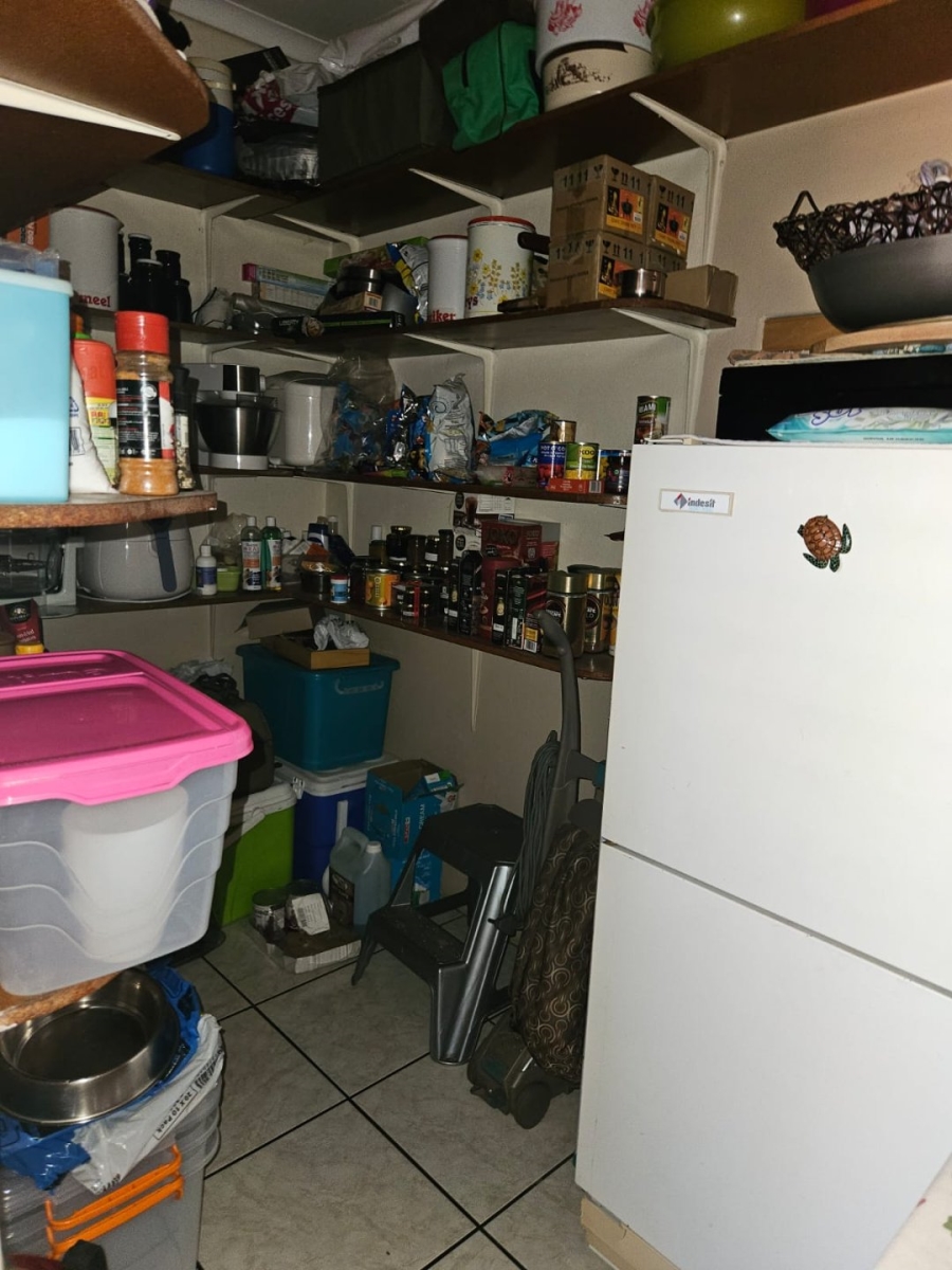 4 Bedroom Property for Sale in Die Heuwel Ext 4 Mpumalanga