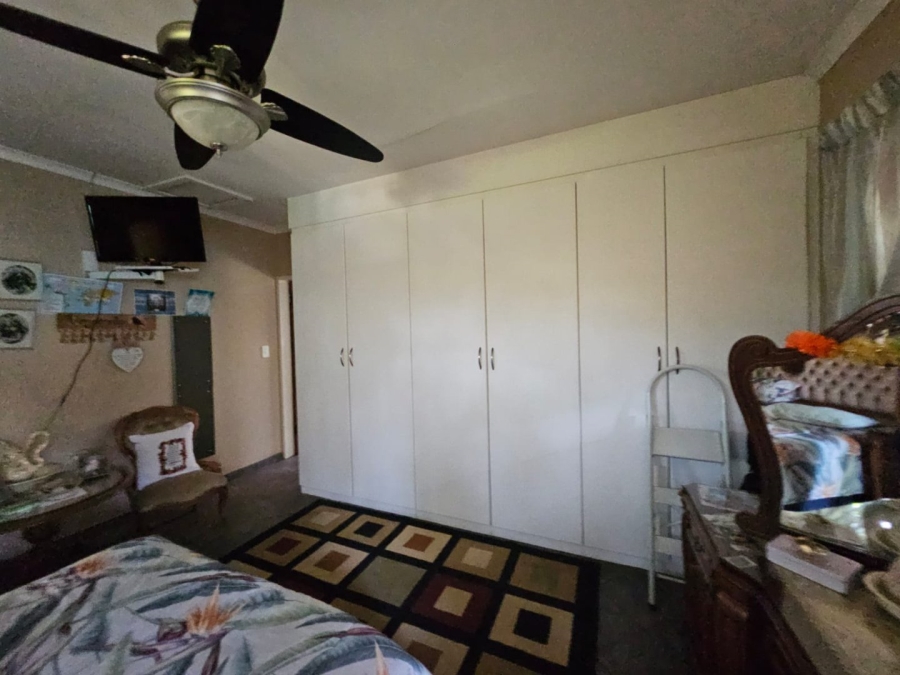 4 Bedroom Property for Sale in Die Heuwel Ext 4 Mpumalanga