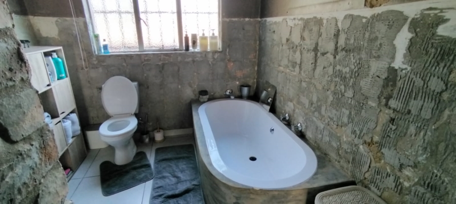 4 Bedroom Property for Sale in Jackaroo A H Mpumalanga