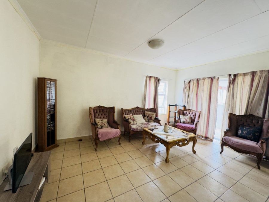 3 Bedroom Property for Sale in Die Heuwel Ext 2 Mpumalanga