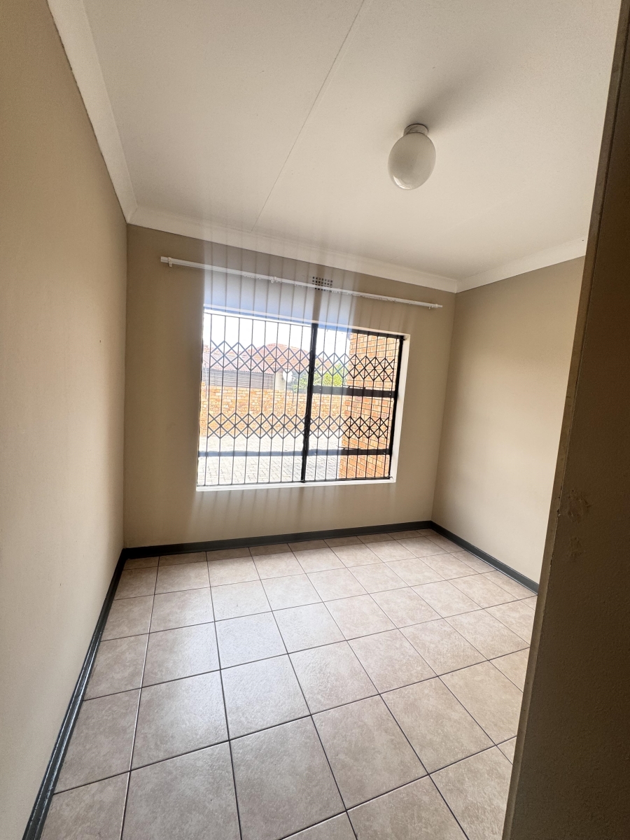 To Let 4 Bedroom Property for Rent in Clewer Mpumalanga