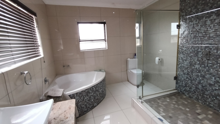 3 Bedroom Property for Sale in Model Park Mpumalanga