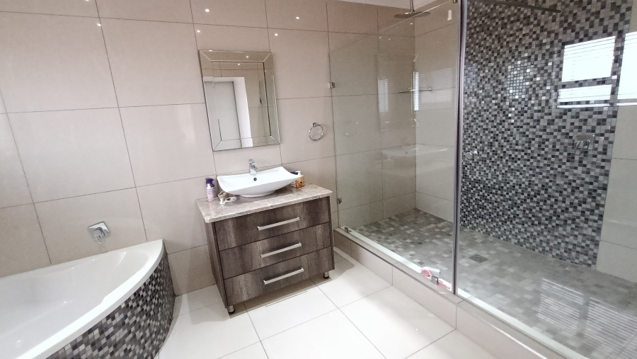 3 Bedroom Property for Sale in Model Park Mpumalanga