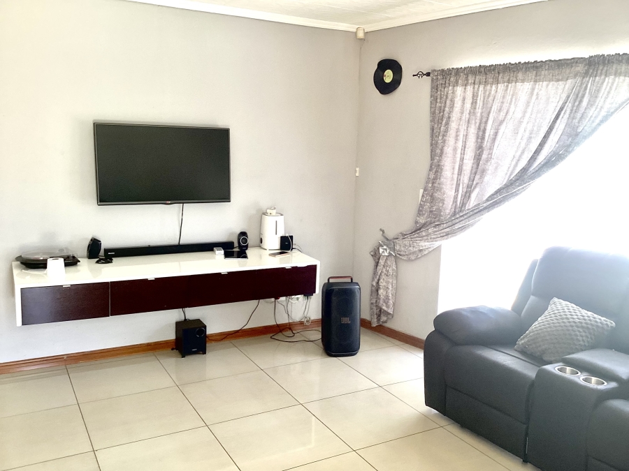 3 Bedroom Property for Sale in Hoeveld Park Mpumalanga