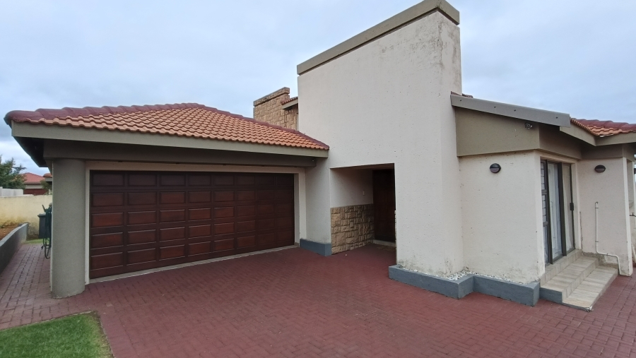 4 Bedroom Property for Sale in Ben Fleur Mpumalanga
