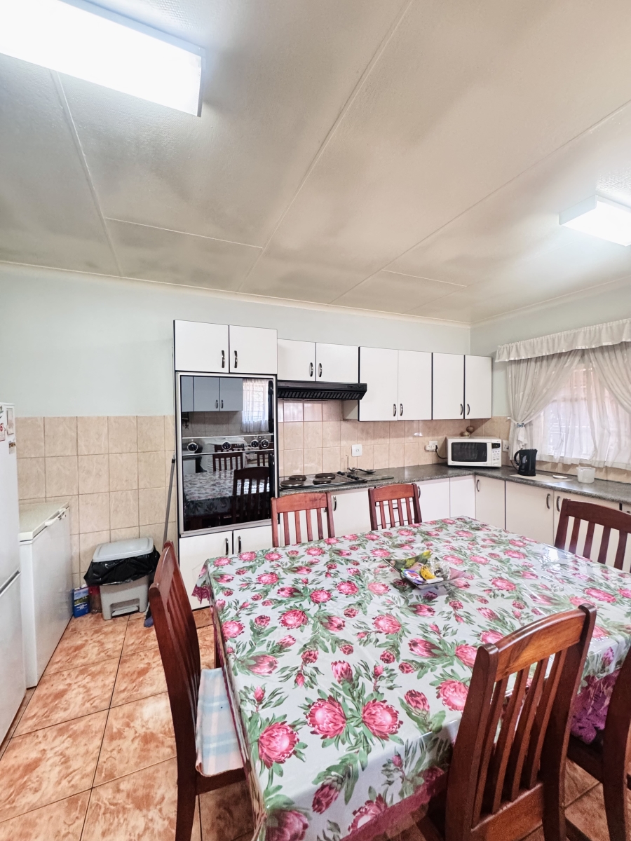 5 Bedroom Property for Sale in Duvha Park Mpumalanga