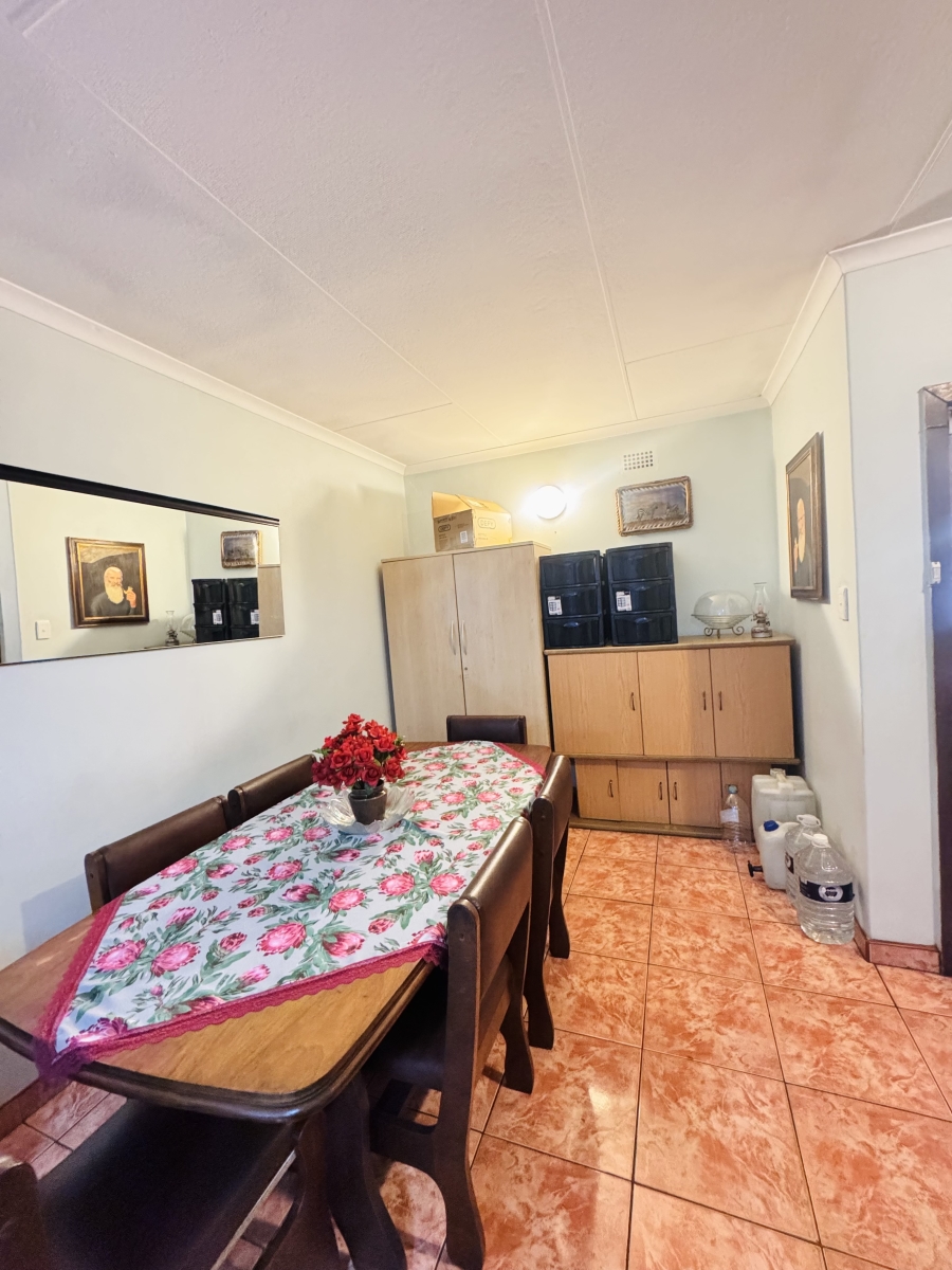 5 Bedroom Property for Sale in Duvha Park Mpumalanga