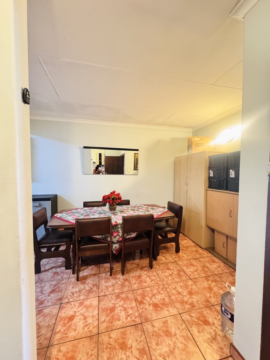 5 Bedroom Property for Sale in Duvha Park Mpumalanga