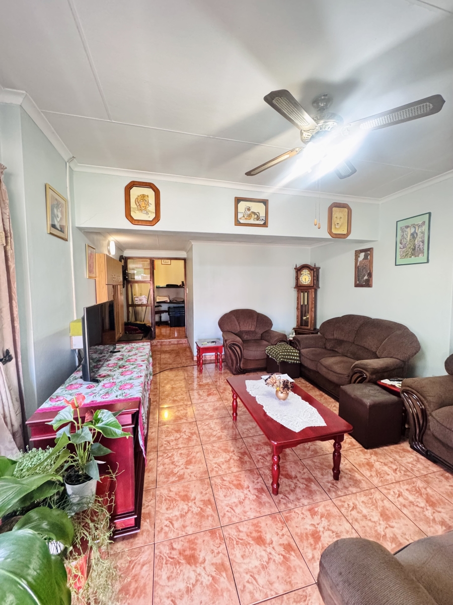 5 Bedroom Property for Sale in Duvha Park Mpumalanga