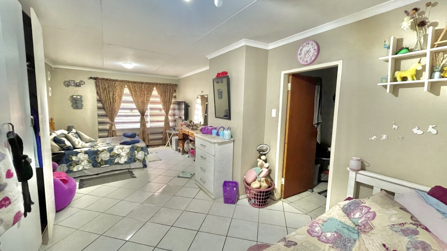 3 Bedroom Property for Sale in Cosmosrand Mpumalanga