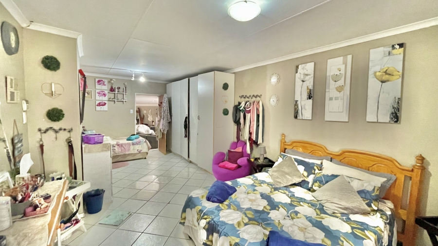 3 Bedroom Property for Sale in Cosmosrand Mpumalanga