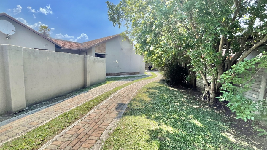 3 Bedroom Property for Sale in Cosmosrand Mpumalanga