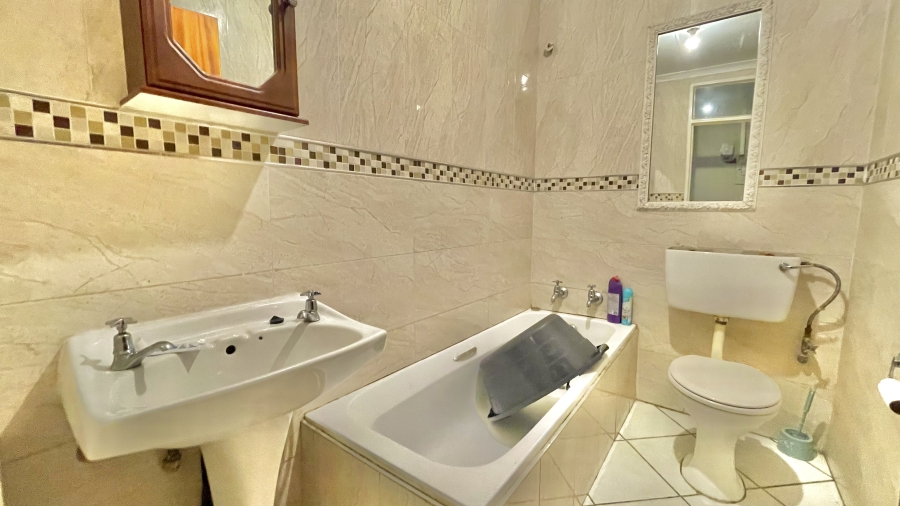 3 Bedroom Property for Sale in Cosmosrand Mpumalanga