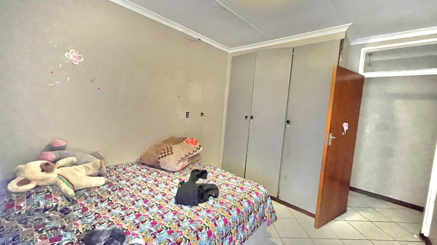 3 Bedroom Property for Sale in Cosmosrand Mpumalanga