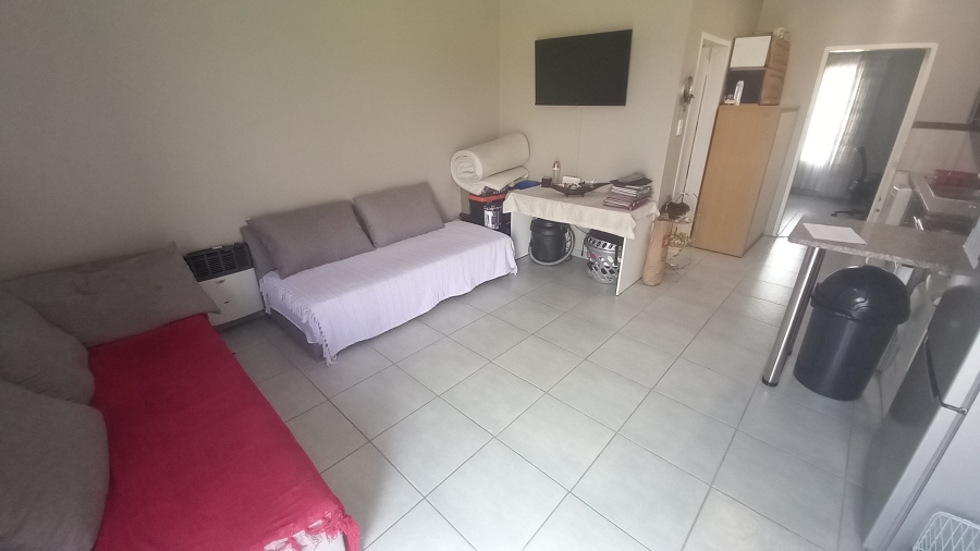 1 Bedroom Property for Sale in Terra Nova Mpumalanga