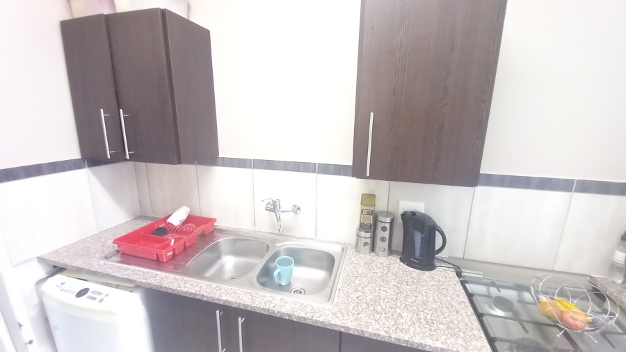 1 Bedroom Property for Sale in Terra Nova Mpumalanga