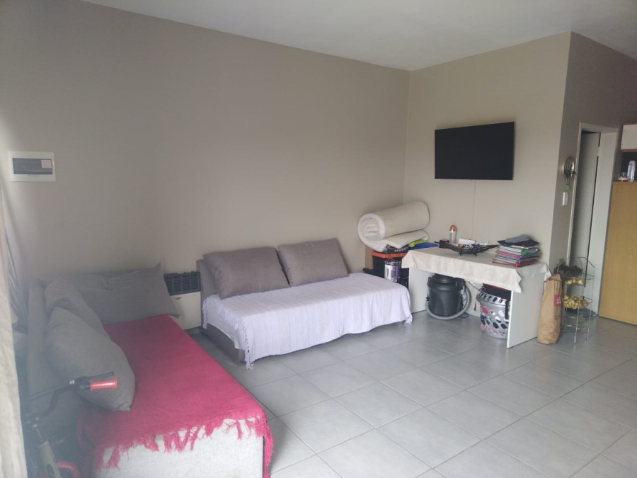 1 Bedroom Property for Sale in Terra Nova Mpumalanga