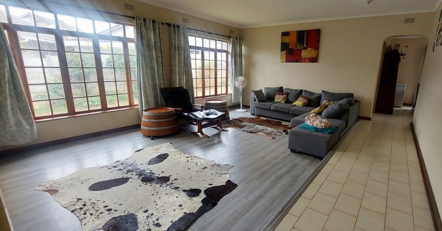 5 Bedroom Property for Sale in West Acres Mpumalanga