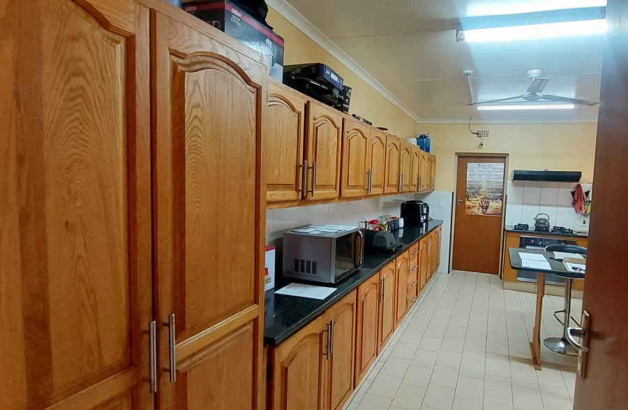 5 Bedroom Property for Sale in West Acres Mpumalanga