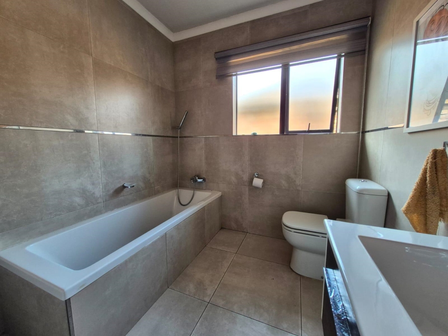 3 Bedroom Property for Sale in Secunda Mpumalanga