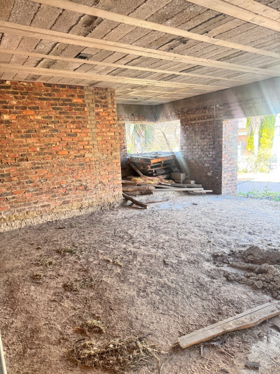 5 Bedroom Property for Sale in Hoeveld Park Mpumalanga