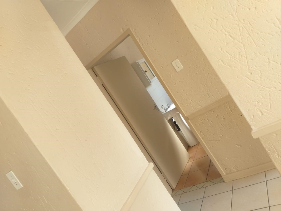 To Let 2 Bedroom Property for Rent in Noordrand Mpumalanga