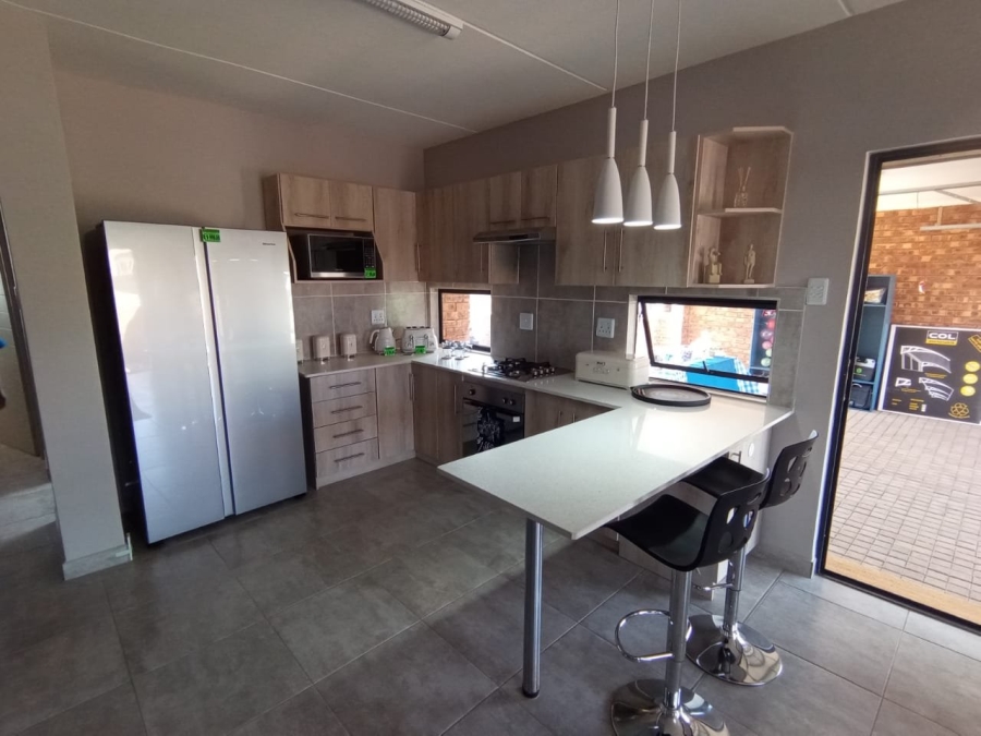 3 Bedroom Property for Sale in Jackaroo Park Mpumalanga