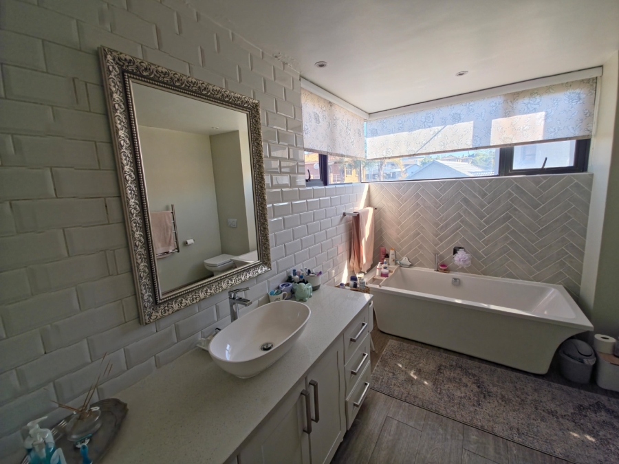 5 Bedroom Property for Sale in Bankenveld Estate Mpumalanga