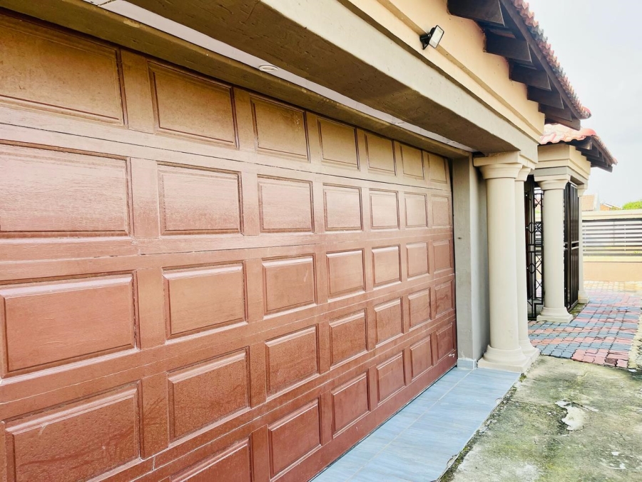 3 Bedroom Property for Sale in Embalenhle Mpumalanga