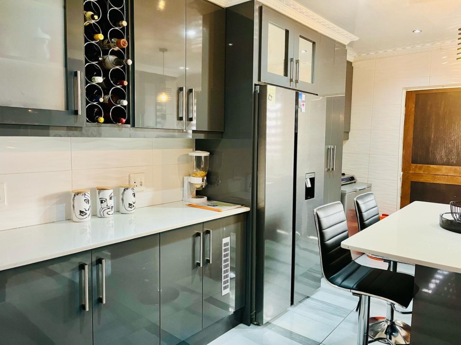 3 Bedroom Property for Sale in Embalenhle Mpumalanga