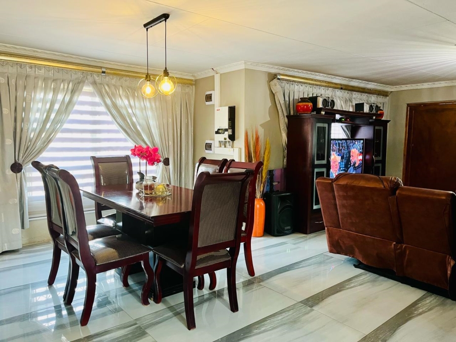 3 Bedroom Property for Sale in Embalenhle Mpumalanga