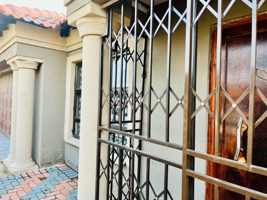 3 Bedroom Property for Sale in Embalenhle Mpumalanga