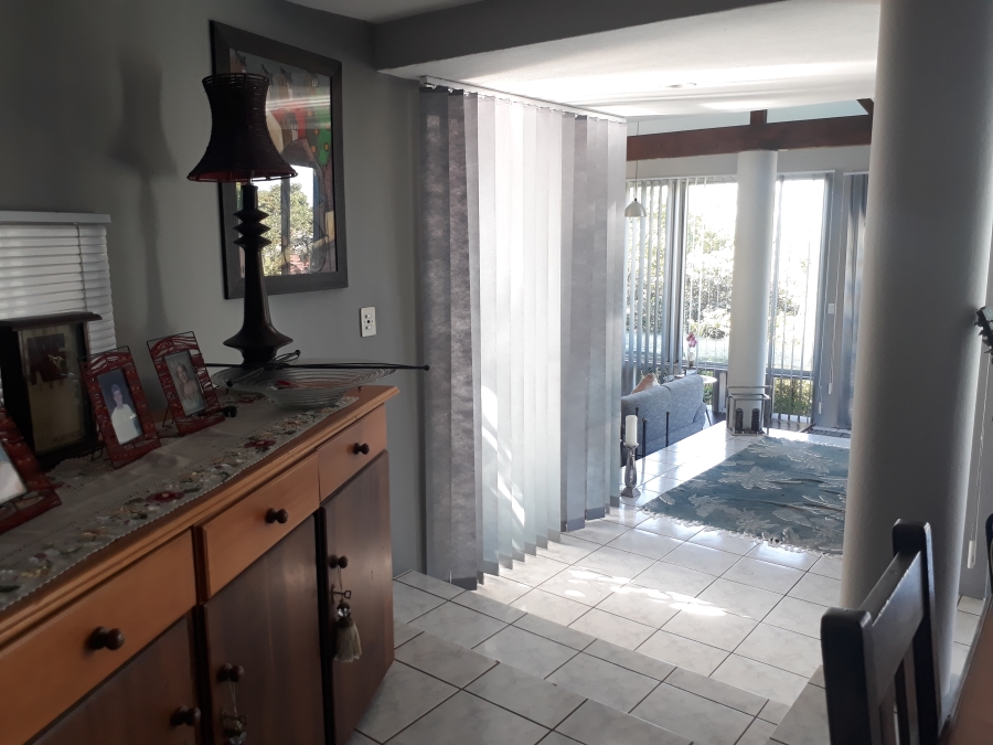 5 Bedroom Property for Sale in Nelspruit Ext 11 Mpumalanga