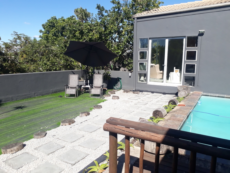 5 Bedroom Property for Sale in Nelspruit Ext 11 Mpumalanga