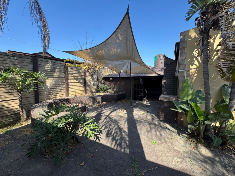 7 Bedroom Property for Sale in River View Mpumalanga