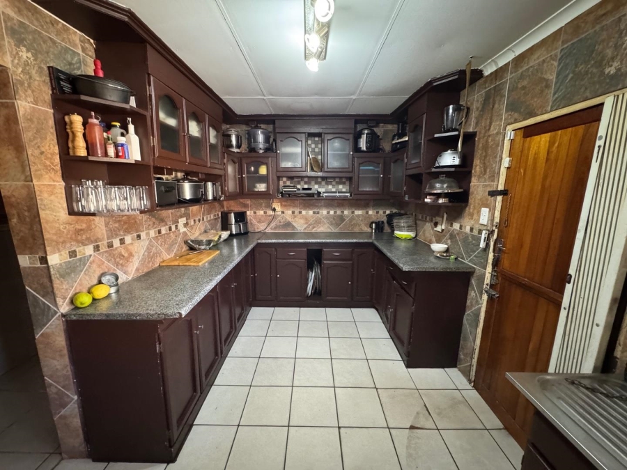 7 Bedroom Property for Sale in River View Mpumalanga