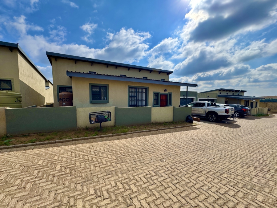 To Let 3 Bedroom Property for Rent in Ben Fleur Mpumalanga