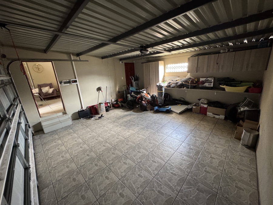 To Let 3 Bedroom Property for Rent in Ben Fleur Mpumalanga