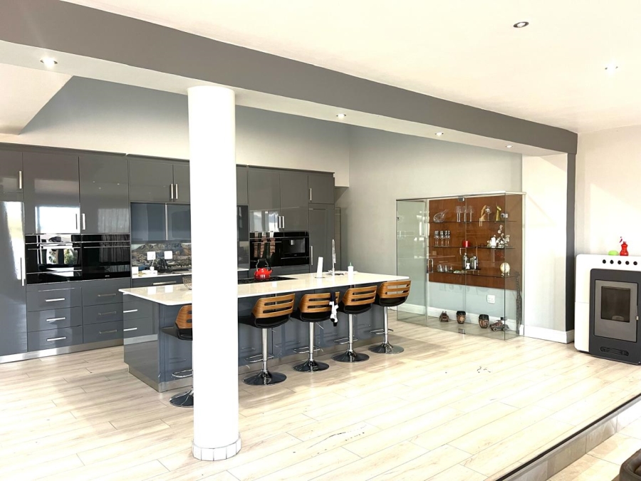 4 Bedroom Property for Sale in Bankenveld Mpumalanga