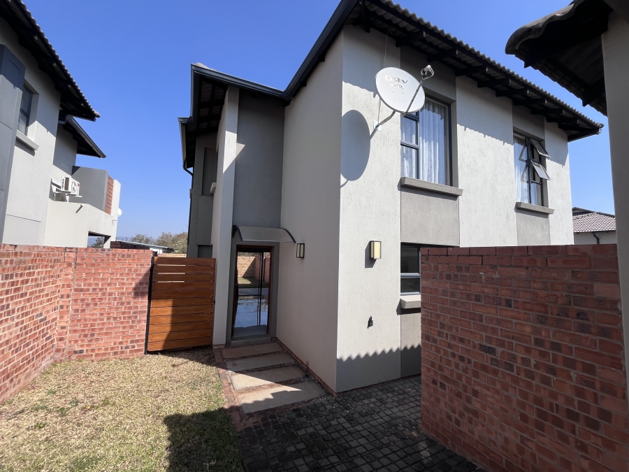 2 Bedroom Property for Sale in Stonehenge Mpumalanga