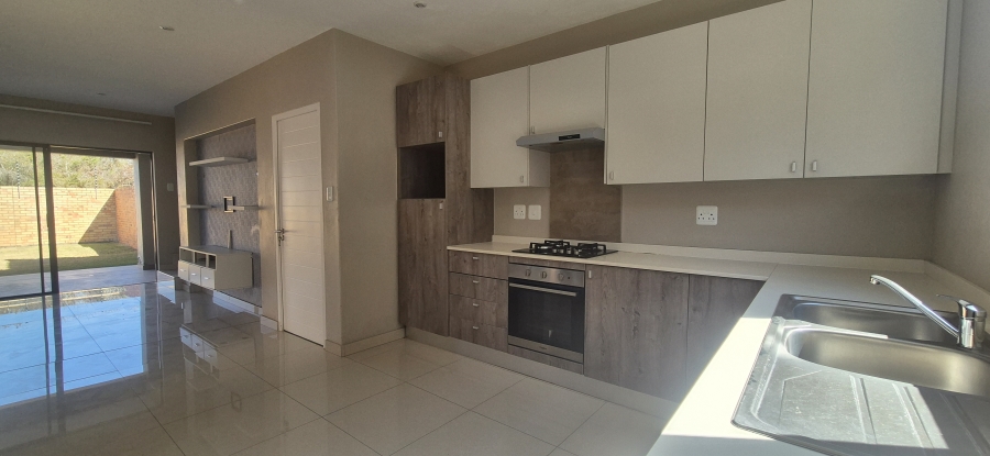 2 Bedroom Property for Sale in Stonehenge Mpumalanga