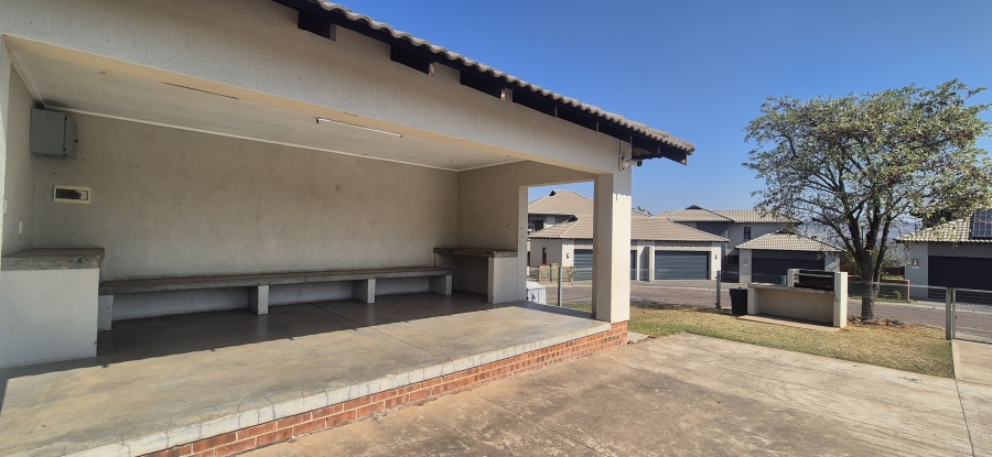 2 Bedroom Property for Sale in Stonehenge Mpumalanga