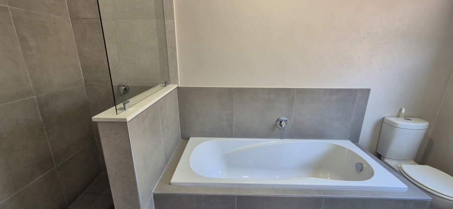3 Bedroom Property for Sale in Stonehenge Mpumalanga
