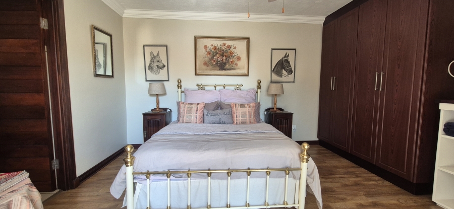 6 Bedroom Property for Sale in Sonheuwel Ext 1 Mpumalanga