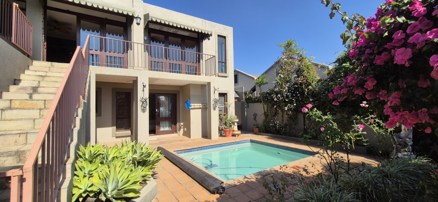 6 Bedroom Property for Sale in Sonheuwel Ext 1 Mpumalanga