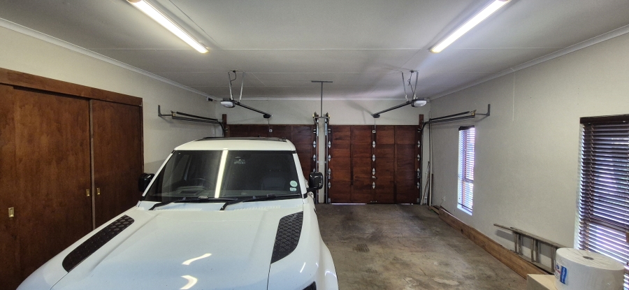 6 Bedroom Property for Sale in Sonheuwel Ext 1 Mpumalanga