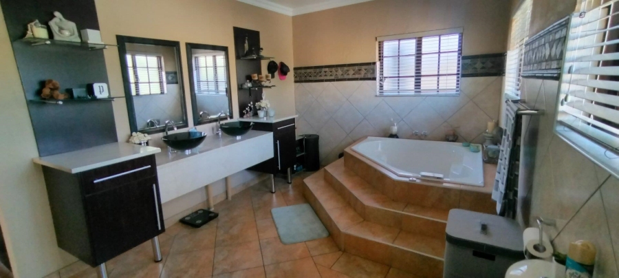 3 Bedroom Property for Sale in Ben Fleur Mpumalanga