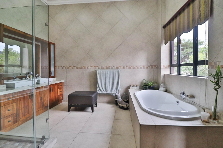 7 Bedroom Property for Sale in The Rest Nature Estate Mpumalanga