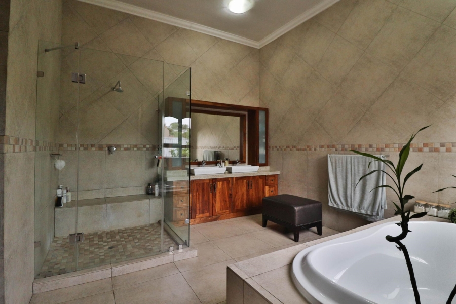 7 Bedroom Property for Sale in The Rest Nature Estate Mpumalanga